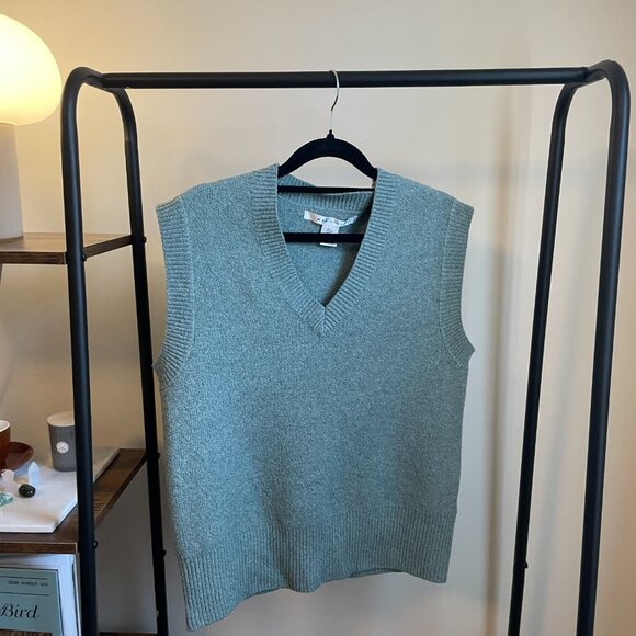 WINNERS - Womens Vest - Picture 2 of 3
